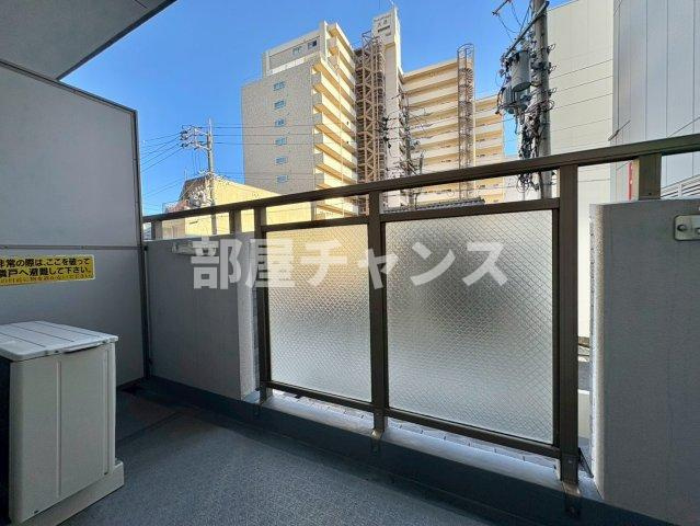 フィール大須のバルコニー