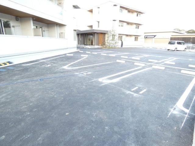 【駐車場】 | クレストヒルズ A棟
