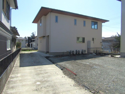 【駐車場】 | 【リフォーム済】　昭和町西条新田 | 駐車場の用意があります