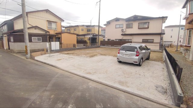 【前面道路含む現地写真】の画像