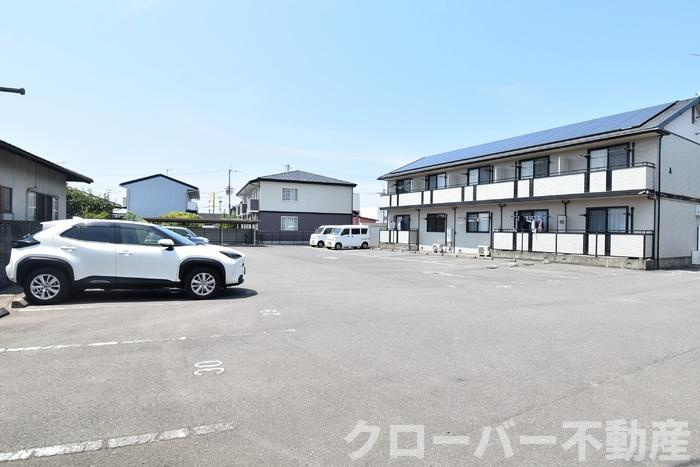ベルシャトル C棟の駐車場|駐車場