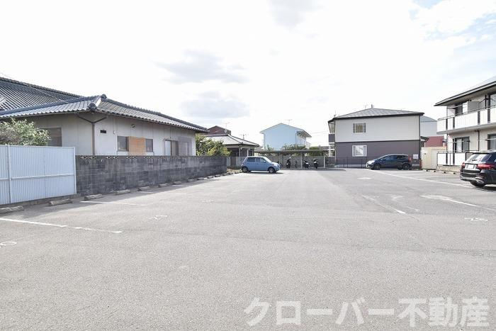 ベルシャトル C棟の駐車場|駐車場