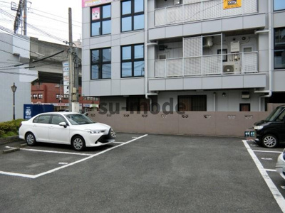 【駐車場】 | メゾンエルアンドジョイ