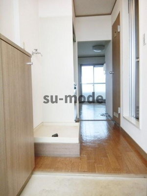 【玄関】 | メゾンエルアンドジョイ