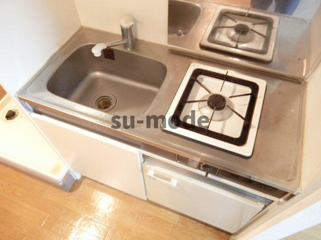 メゾンエルアンドジョイのキッチン