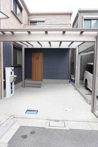 中古戸建　四條畷市岡山5丁目（令和2年築）の駐車場