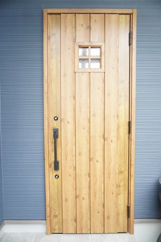 中古戸建　四條畷市岡山5丁目（令和2年築）の玄関