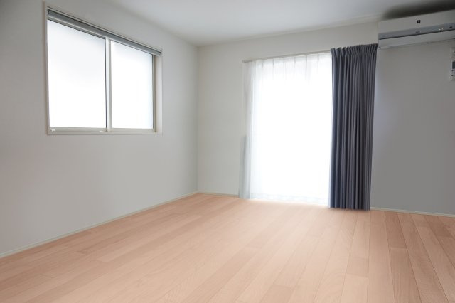 中古戸建　四條畷市岡山5丁目（令和2年築）の居間・リビング