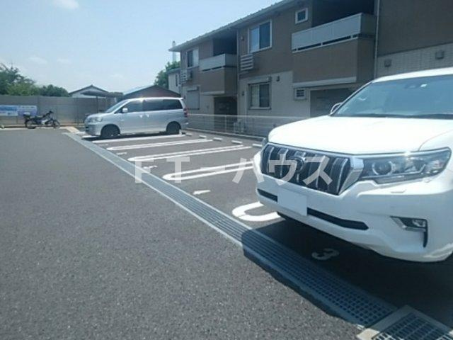ハイムひなたの駐車場|駐車場