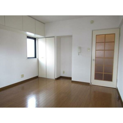 【居間・リビング】 | オリオンハイム西新 | 別号室の写真になります。現況優先。