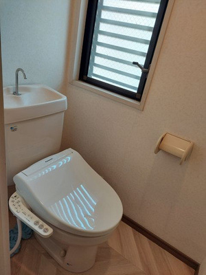 【トイレ】 | オリオンハイム西新 | 別号室の写真になります。現況優先。