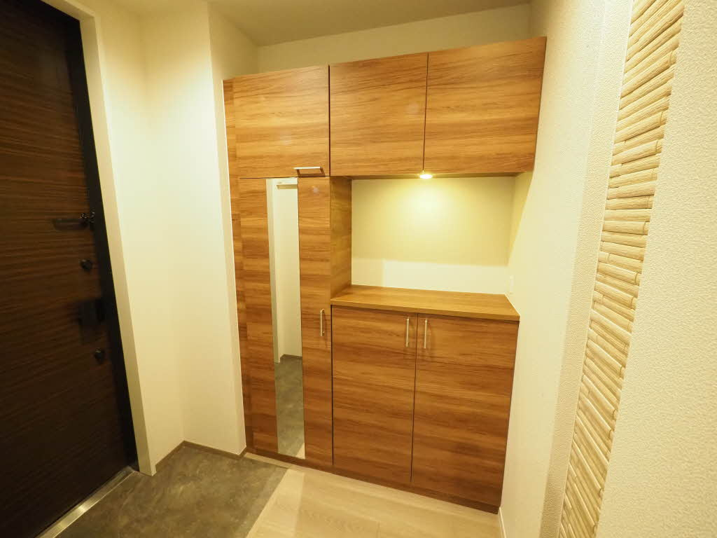 プレステージ櫛原の玄関