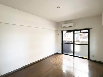 【洋室】 | グランメール吉塚 | 別号室の写真になります。現況優先。