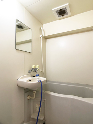 【浴室】 | グランメール吉塚 | 別号室の写真になります。現況優先。