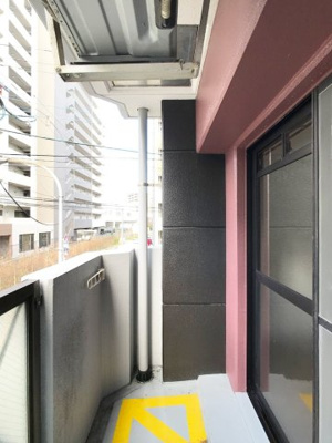 【バルコニー】 | グランメール吉塚 | 別号室の写真になります。現況優先。