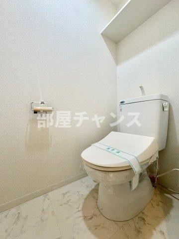KDXレジデンス神宮前のトイレ