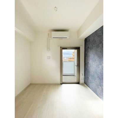 【居間・リビング】 | サムティ西新南SQUARE | 別号室の写真になります。現況優先。