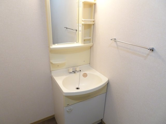 レジデンスかとう　Ａ棟の独立洗面台