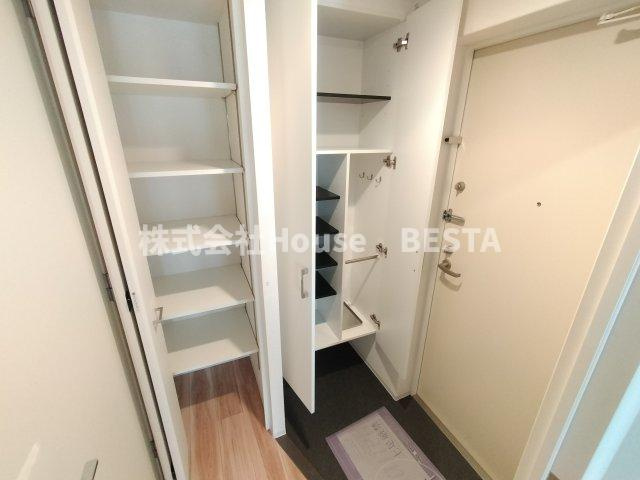セレニテ神戸元町クレアの収納