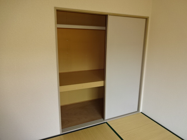 サンアクティーＢの収納