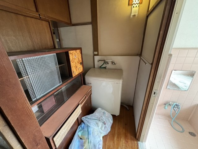 館山市八幡　中古戸建の脱衣所