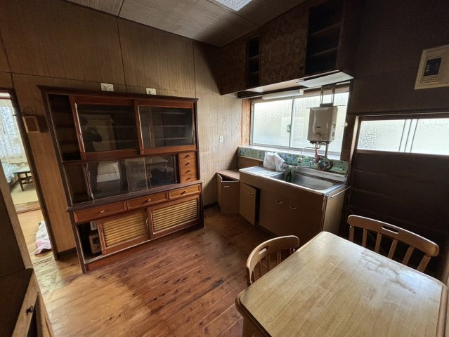 館山市八幡　中古戸建のキッチン