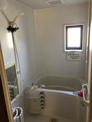 【浴室】 | シャーメゾン西平原A棟 | コンパクトで使いやすいお風呂です