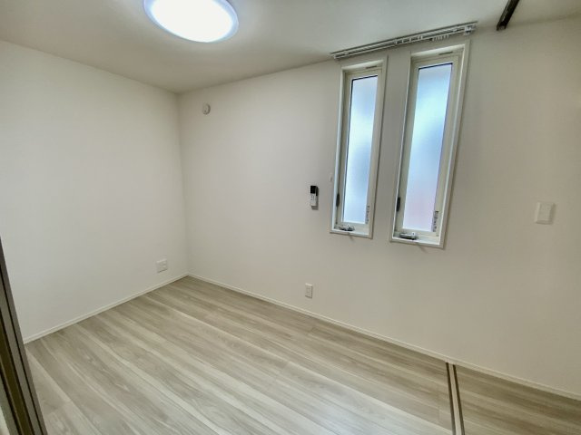 【洋室】 | 神前ウエストワンズ