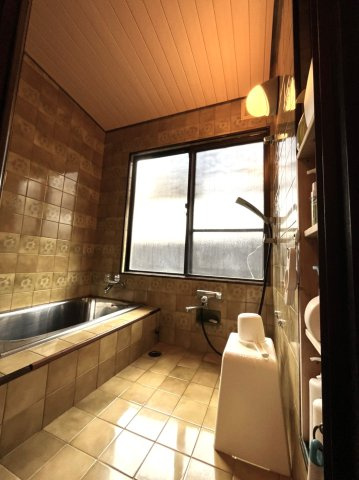 和歌山市小松原5丁目・中古戸建・114486の浴室