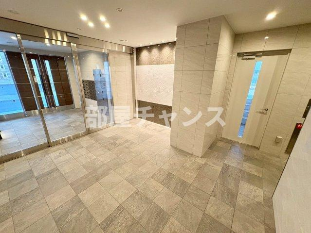 プログレッソ八田のロビー