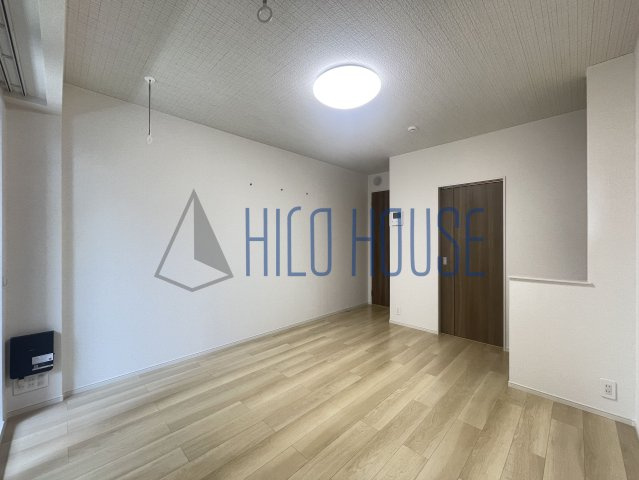 ＫＡＲＡＺ（カラズ）の居間・リビング