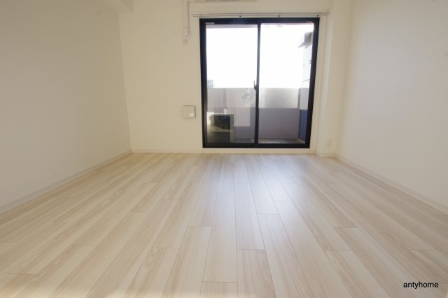 S-RESIDENCE新大阪WEST　仲介手数料無料の洋室