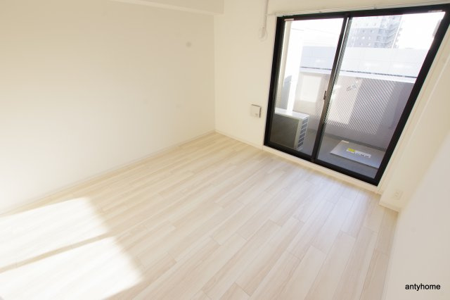 S-RESIDENCE新大阪WEST　仲介手数料無料の寝室