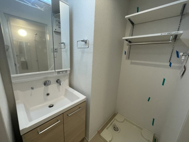 オリエントレジデンス門真栄町の独立洗面台