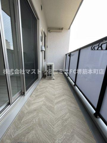 Avenir新深江のエントランス