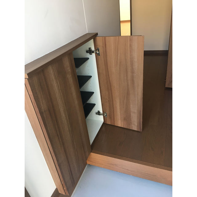 コーポ花水木の玄関|ゆったりとした玄関です