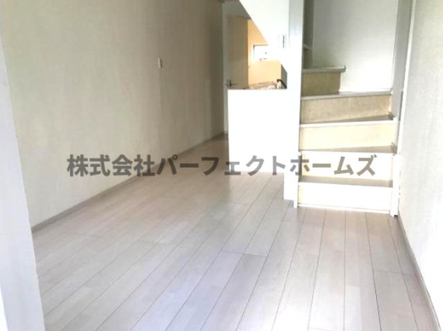 船橋本町2丁目戸建　賃貸の居間・リビング