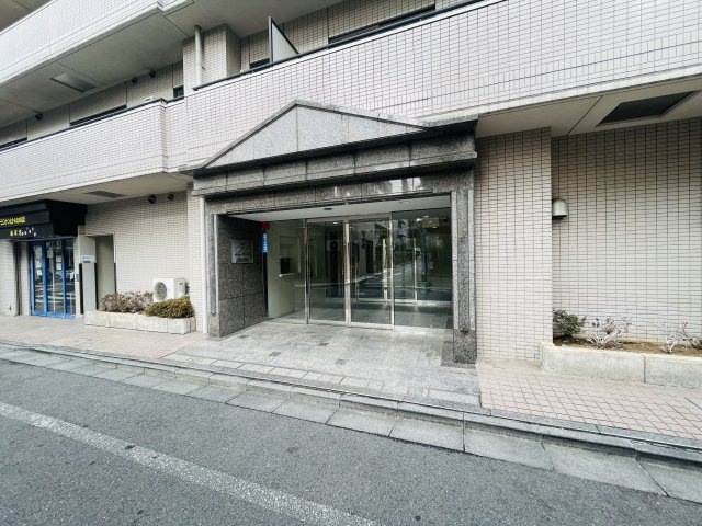 リーラ文京本駒込のエントランス
