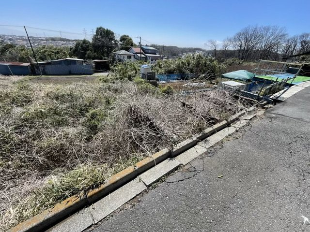 【外観】 | 土地探しをしていると都市計画区域という言葉を目にすると思います。法律によって、都道府県知事や国土交通大臣が指定するエリアのことを指しており、都市計画区域は市街化区域と市街化調整区域に分けられています。