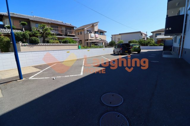 コーポ清風台の駐車場|駐車場完備です