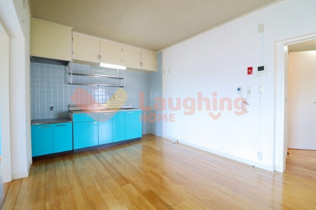 コーポ清風台の居間・リビング|ゆったりとした居間です