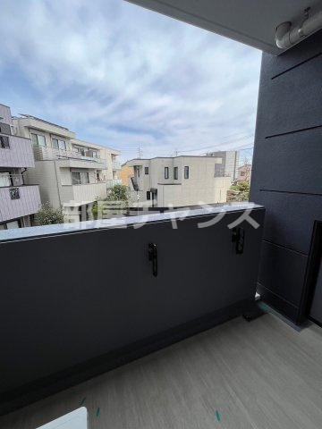 エステムコート名古屋グランツのバルコニー|お洗濯にも便利なバルコニー付き