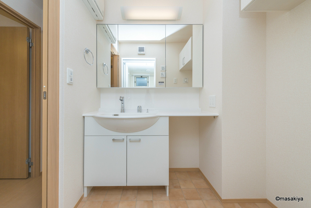 アズーリの洗面所|洗面・脱衣