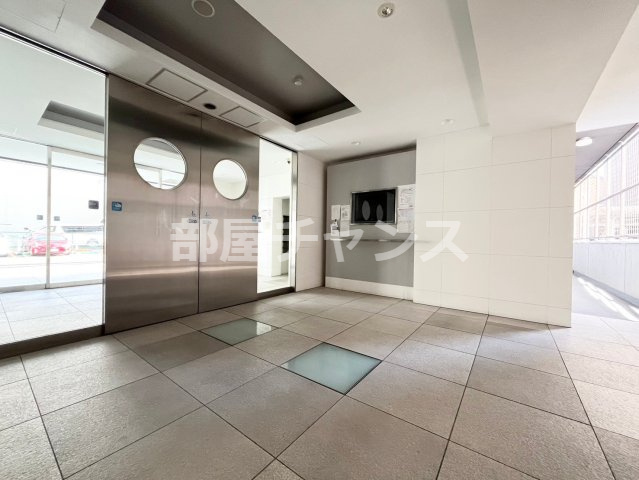 ラ・ヴィ・アン・ローズのロビー