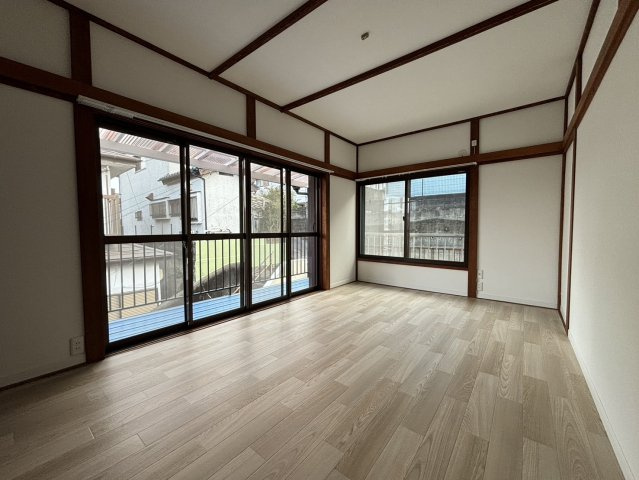 ミロメゾン市川曽谷４丁目の居間・リビング