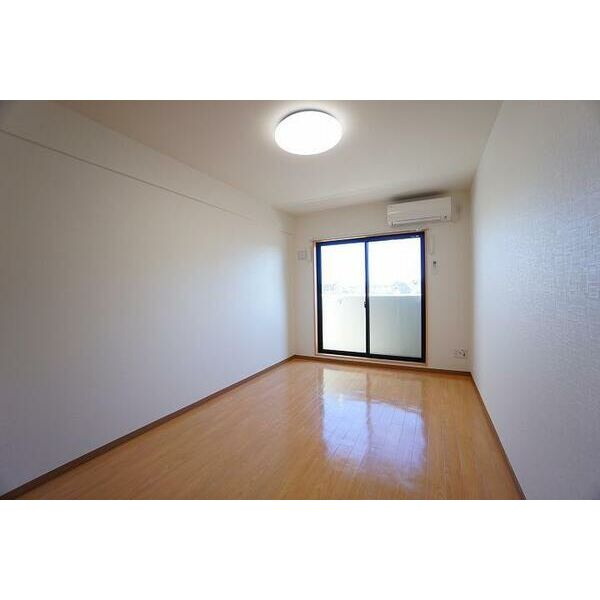 A・City秩父通の居間・リビング