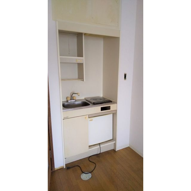 西野町ビルのキッチン