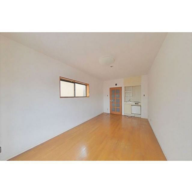 西野町ビルの居間・リビング