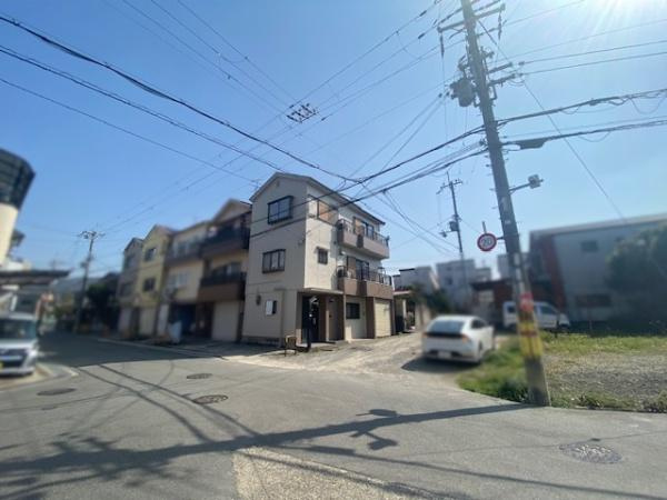 【前面道路含む現地写真】