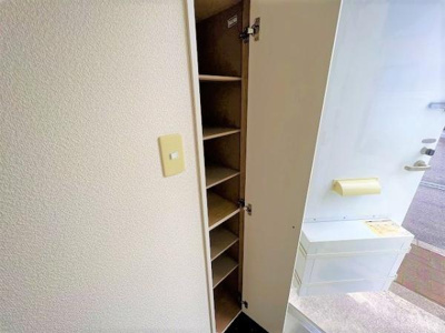 【玄関】 | レオパレスWestCourt2